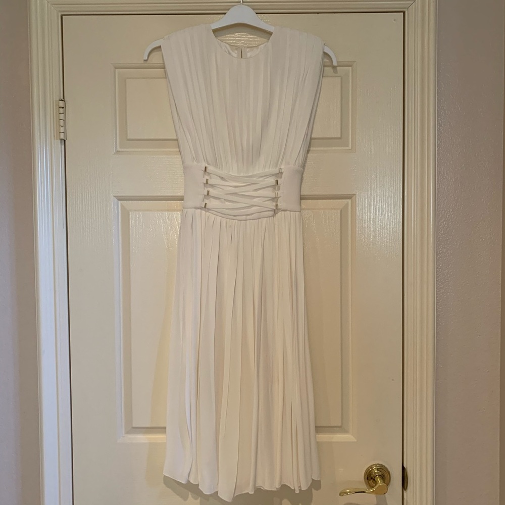 Beatifull dress for special occasion.